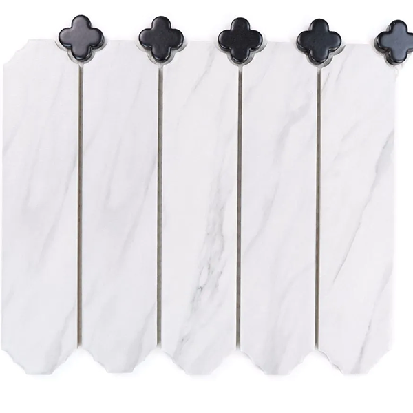 Cecile – Marble z Czarną Koniczyną Matowy